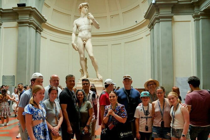 Uffizi Gallery Small Group Tour with Guide - Radios headsets and crowd-smart pacing