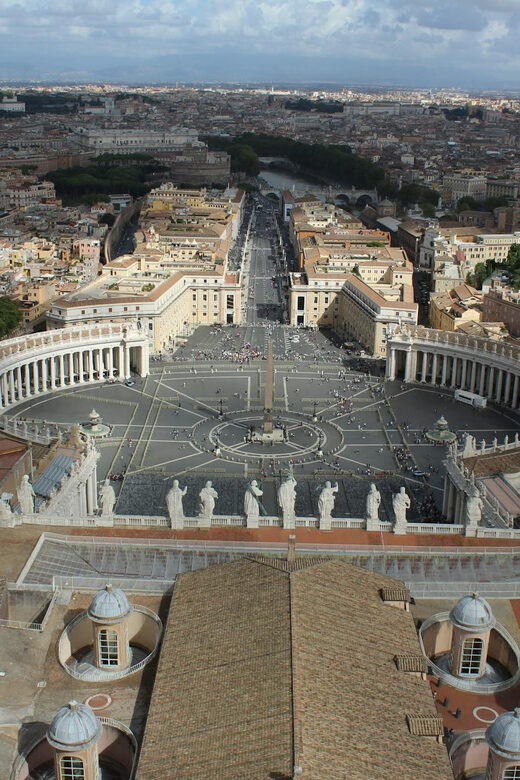 Vatican City: St Peters Basilica and Papal Tombs Guided Tour - Inside St. Peter’s Basilica: Pietà, Bernini, and the Dome’s Art