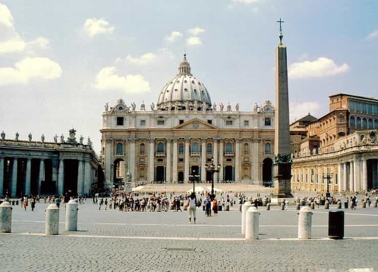 Vatican City: St Peters Basilica and Papal Tombs Guided Tour - Vatican Affairs, Closures, and How Your Time Can Shift