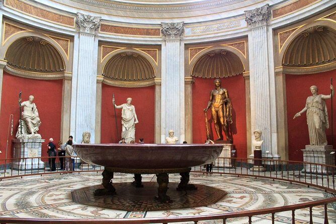 Vatican Museum, Sistine Chapel & St. Peters Basilica Private Tour - Dress code, ID, and Jubilee disruptions: the stuff that can make or break your day