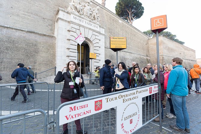 Vatican Museums and Sistine Chapel Fast-Track Tour - Dress Code and Passport: The Two Things People Forget