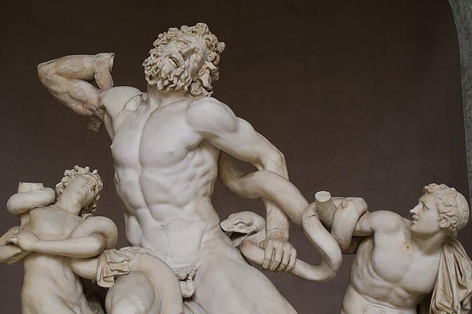 Vatican Museums and Sistine Chapel Skip the Line Guided Tour - Meeting point realities: Via Mocenigo, 2, and how to dress for success