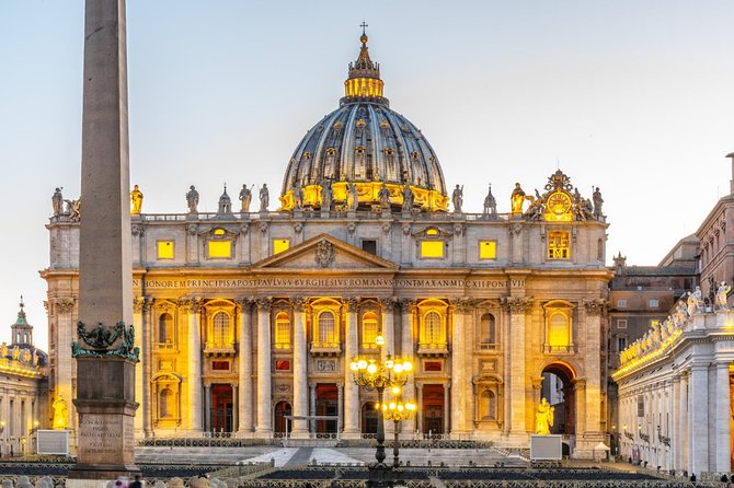 Vatican Museums and Sistine Chapel tour - Raphael Rooms and the logic of the route