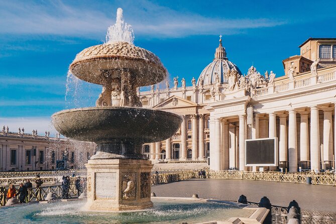 Vatican Museums, Sistine Chapel and St. Peter's Basilica Tour - Guides, headsets, and the group size reality check