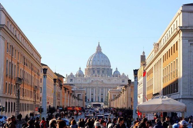 Vatican Museums Sistine Chapel and St. Peter's with pick up - Hotel pickup in Rome: start clean, not confused