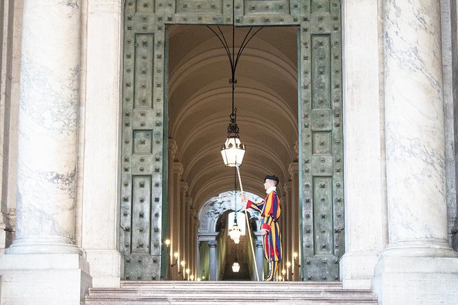 Vatican Museums, Sistine Chapel & St.Peter Basilica Private Tour - Vatican Museums in About an Hour: Maps, Tapestries, and Pinecone Views