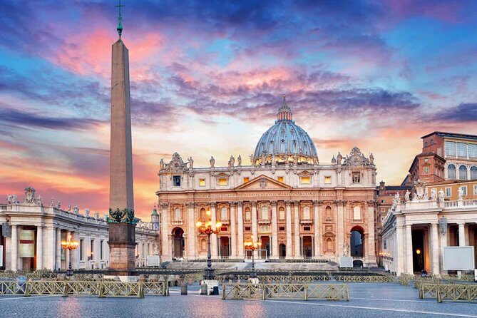 Vatican Museums & St. Peter's Basilica Private Tour - Vatican Museums: how to enjoy 7 km worth of art without drowning