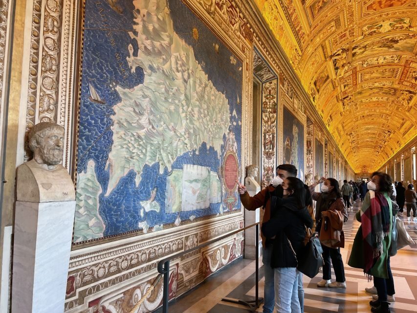 Vatican: Sistine Chapel and Vatican Museums Small Group Tour - Meeting at Via Tunisi 4: the easiest way to start smoothly
