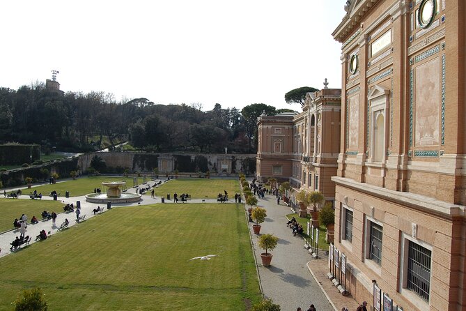 Vatican, Sistine Chapel Skip the Line Tour & Basilica Tour - Sistine Chapel: making 15 minutes count