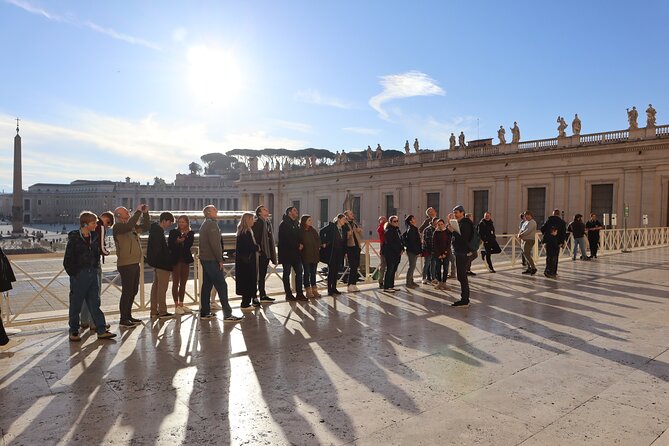 Vatican: St. Peter’s Basilica, Dome & Tombs Reserved Entry & Tour - Inside St. Peter’s Basilica: Michelangelo, Bernini, and a route that makes sense