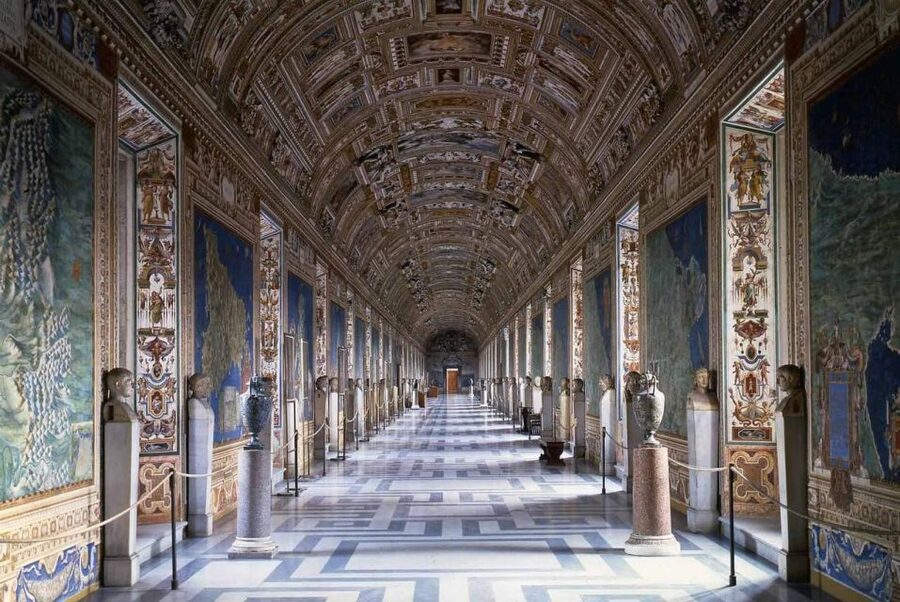 Vatican: St. Peter's Basilica & Vatican Museums Guided Tour - The guide experience: headsets, languages, and the human touch