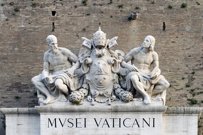 Vatican Tour: Museums, Raphael Rooms & Sistine Chapel - Group tour logistics: guide style, pacing, and headset quality