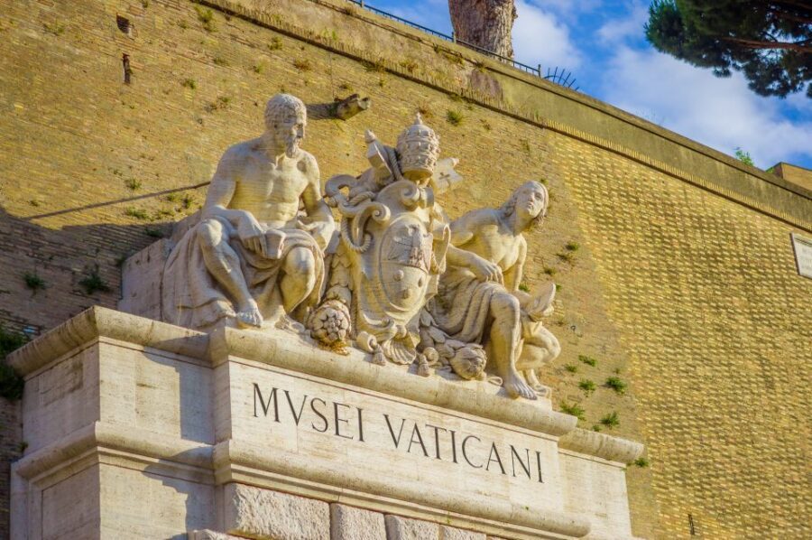 Vatican: Vatican City Pass with St. Peter's Basilica - Vatican Museums + Sistine Chapel: how to use your free time wisely