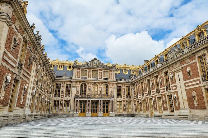 Versailles Bike Tour from Paris w. Gardens & Entry Tickets - Why this Versailles bike route feels easier than doing it all on your own