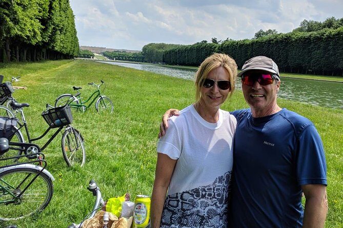 Versailles Domain Bike Tour with Palace Entry by Train from Paris - Group size, guides, and that “you’ll know what to do” feeling