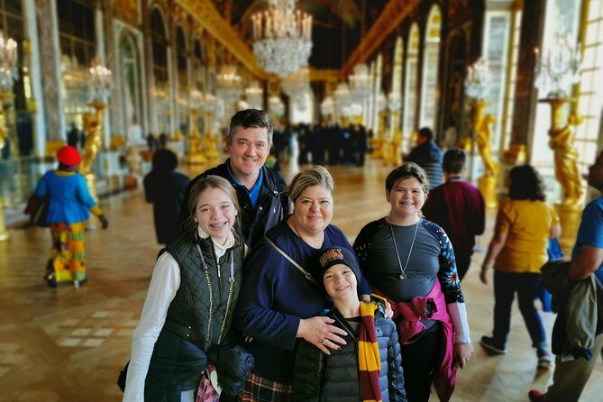 Versailles Full Day Private Guided Tour with Hotel Pickup - How the hotel pickup changes a Versailles day