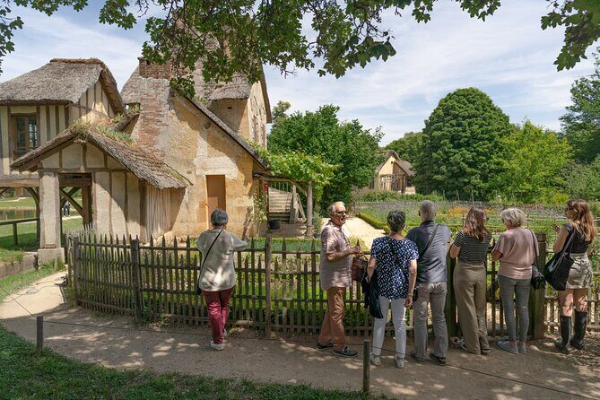 Versailles Marie Antoinette Afternoon Guided Tour with Petit Trianon & Hamlet - Who should book this tour?