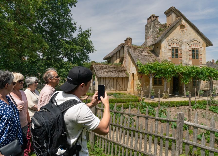 Versailles: Marie Antoinette Petit Trianon & Estate Tour - Strolling the gardens: English paths, private pacing