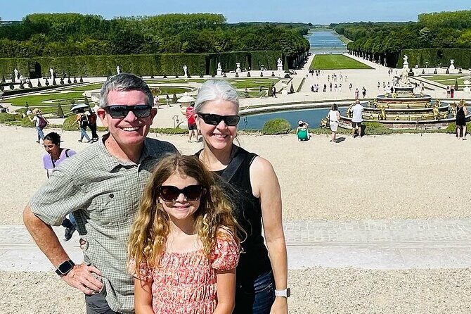 Versailles Palace Family Tour with Private Transfers and Lunch - Skip the Line at the Palace of Versailles