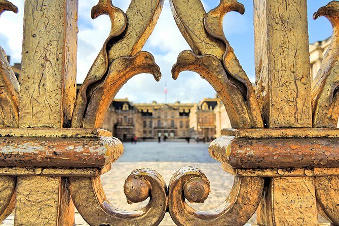 Versailles Palace & Marie-Antoinette's Estate Guided Tour - Key Points Worth Knowing Before You Go