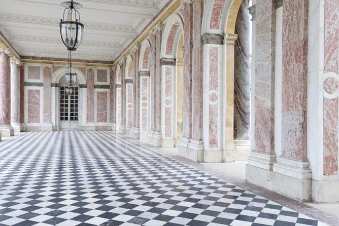 Versailles Palace & Marie-Antoinette's Estate Guided Tour - A Small-Group Versailles Day That Actually Feels Manageable