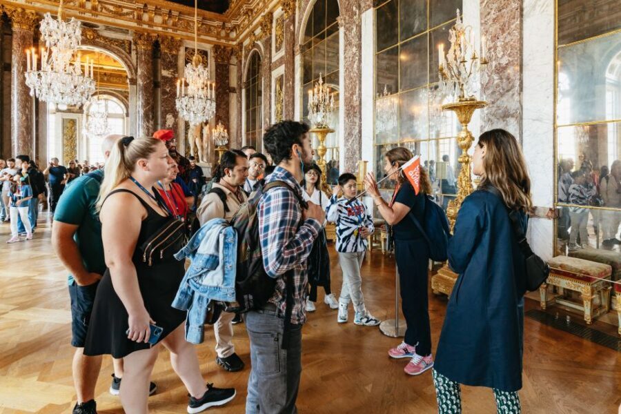 Versailles: Palace of Versailles Skip-the-Line Guided Tour - How the Guide Turns Louis XVI and Marie Antoinette Into a Story