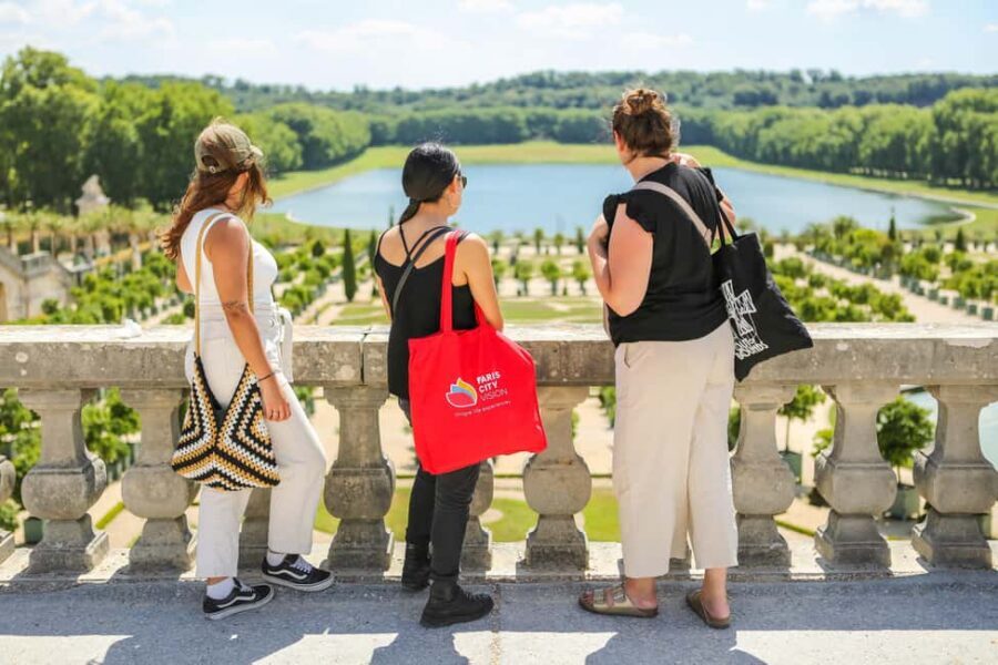 Versailles: Private Half-Day Guided Tour from Paris - A private Versailles tour is the fastest way to get the magic