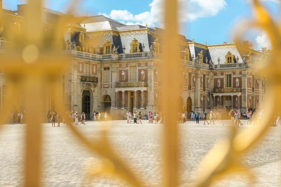 Versailles: Private Half-Day Guided Tour from Paris - Skip-the-line entry: why it’s worth the extra cost