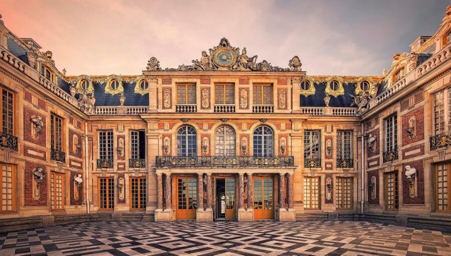 Versailles: Skip-the-Line Guided Tour of Palace with Gardens - Trianon and the Queen’s Hamlet: Louis XIV’s Getaway and Marie Antoinette’s World