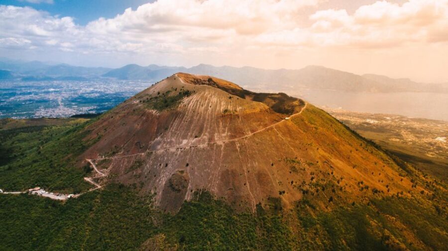 Vesuvius: entrance ticket + bus round-trip - From 1,000 Meters to the Crater: The 25-Minute Walk (And How to Prepare)