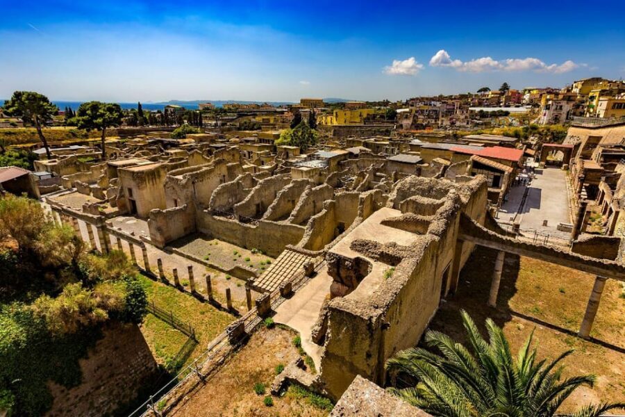 Vesuvius - Herculaneum - Pompeii Excavations Tour - Pompeii excavations: basilica, baths, temples, oven, and the Theater