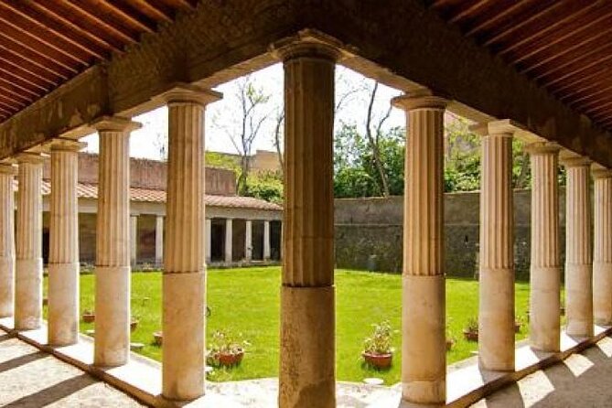 Villa Oplontis & Stabiae: discover the Hidden Treasures with your Archaeologist - Why Oplontis and Stabiae feel different from “just Pompeii”